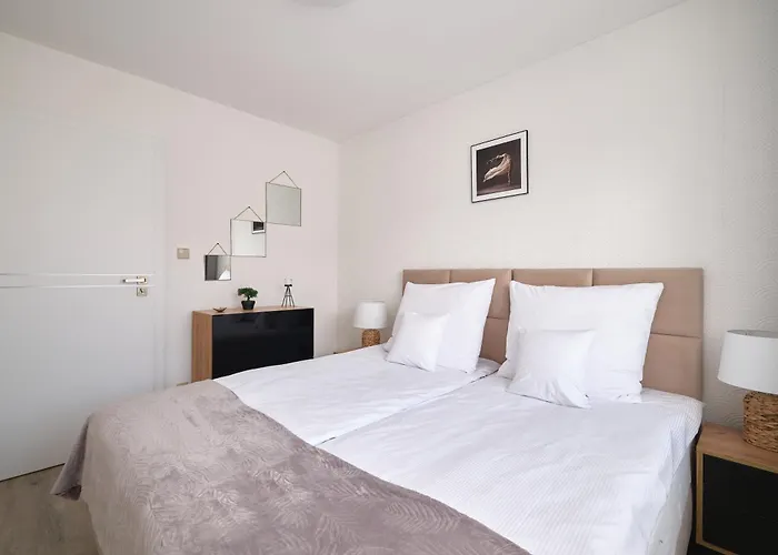 Pro Aparts Appartement *